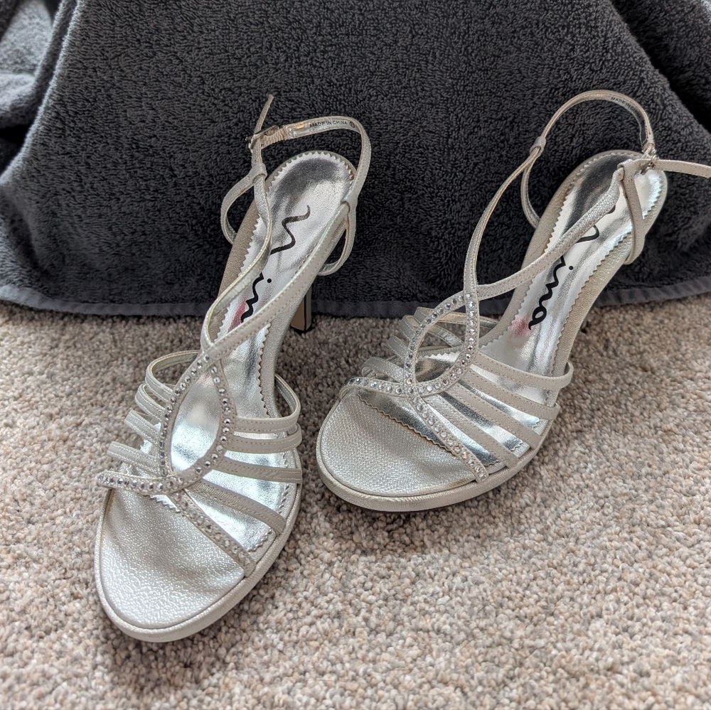 Nina Women's Glittering Silver Heels